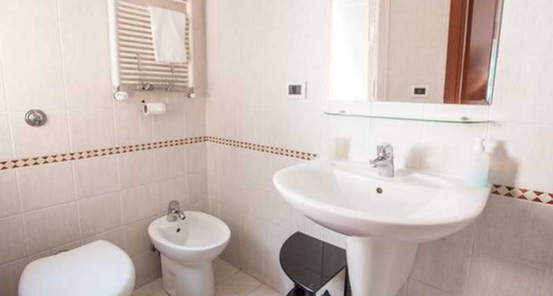 Rent Rooms Filomena E Francesca Rome Luaran gambar